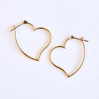 ふるさと納税 昭和町 18金 イエローゴールド ハート 地金フープピアス 保証書付 KO-0026 |  | 02
