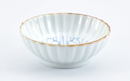 【ロマ佐賀】【有田焼】菊形小付4点 / 焼き物 磁器 食器 取り皿 有田焼 / 佐賀県 / 株式会社まるぶん[41APCD086]