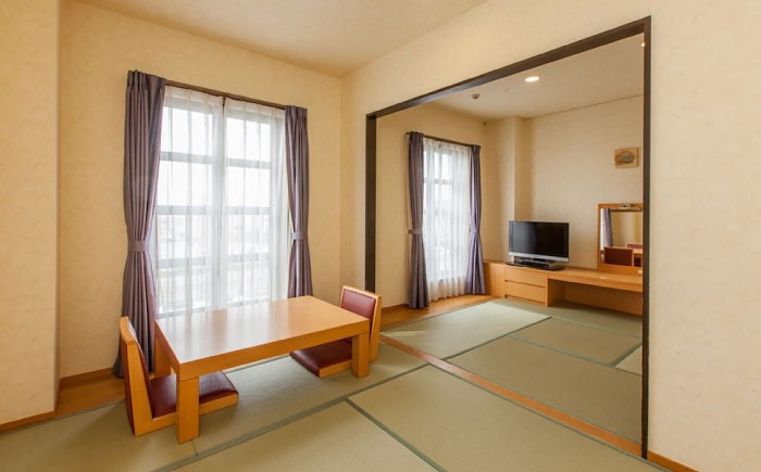 【北ビワコホテルグラツィエ】ペア宿泊券（一泊二食付）琵琶湖 和室 滋賀 ペア 宿泊 1泊 一泊 宿泊 宿泊券 人気 おすすめ