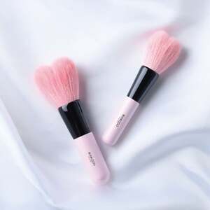 文宏堂 熊野化粧筆 パウダー&チークブラシセット HB1【メイクブラシ 化粧筆 パウダーブラシ チークブラシ 熊野筆 伝統工芸 職人技 高級筆 セット ギフト 贈り物】 49-3