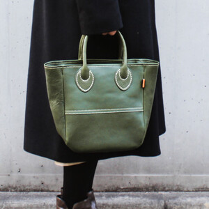 【全6色】栃木レザーのトートバッグ シュリンクタイプ ハンドステッチ ソフトな手触り 小さめトート /Tote bag 03S/レッド/minca　340