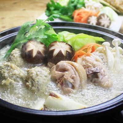 
            博多水炊き(ありた鶏ぶつ切り・切り身・つみれ)セット4～6人前(水巻町)【1445303】
          