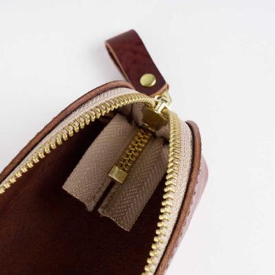 ふるさと納税 糸島市 三角 フォルムのファスナー ペンケース 【LADIES&GENTLEMEN】 [ADK017] |  | 02