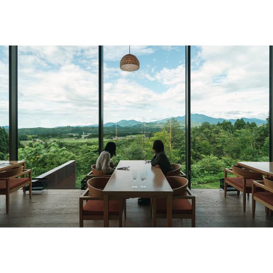 ＜Snow Peak FIELD SUITE SPA HEADQUARTERS＞手ぶらで温泉＆ブランド牛”佐渡牛”を愉しむ粟ヶ岳コース　ペア