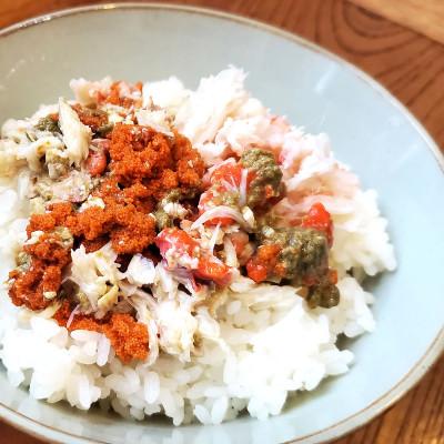 ふるさと納税 新温泉町 松葉ガニの本場より茹でたてを即出荷　釜茹でセコガニ(冷蔵)　希少な大サイズ　5枚 |  | 02