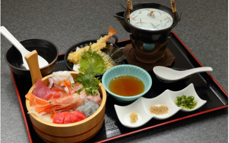 勘八屋　お食事券2,000円分 / お食事 割烹 お食事券 居酒屋 和歌山 田辺市 旬の食材 新鮮 魚 海鮮 和食【kpy034】