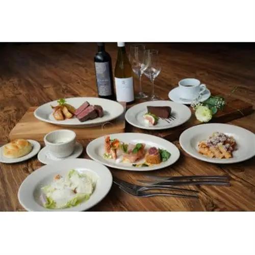 静岡県伊東市【奏の森リゾート】STEAK HOUSE AGED　熟成肉堪能コース　ペアお食事券【1487783】