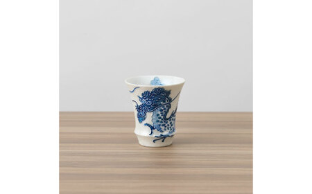 【有田焼】匠の蔵シリーズSAKE GLASS（水龍火龍セット） / 佐賀県 / 株式会社深海三龍堂 [41APAD033]