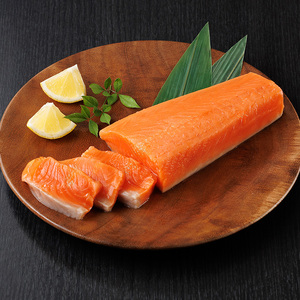 生食用 サーモン ブロック(計1kg・250g×4P) 鮭 小分け 真空 パック 冷凍 刺身 シャケ サケ 魚 魚介 【AW-100】【丸正水産】