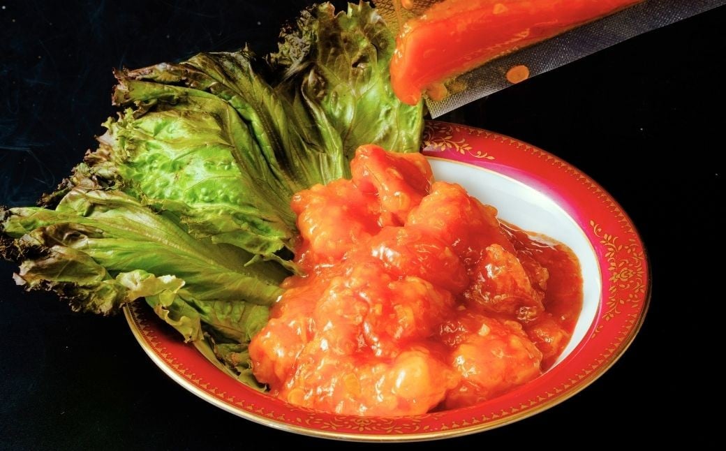 海老のチリソース煮 /  餃子