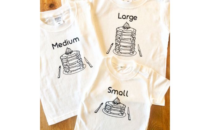 3人兄弟姉妹でおそろい/パンケーキ Small×Medium×Large プリント/ Tシャツ3枚組ギフトセット【出産祝い・誕生日・ギフト・プレゼント】（80cm×110cm×130cm）