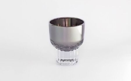 Jewelry・Glass／日本酒グラスセット 白銀 【ガラス 強化ガラス チタン】 食器 キッチン用品 2個 職人 手仕事 機能 造形美 ペア マイルド 深み 香り 香気 風味 甘味 際立たせる お