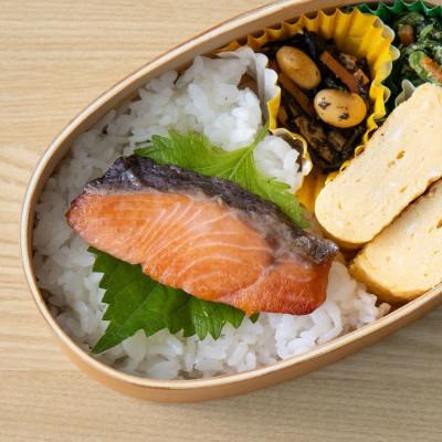 ふるさと納税 南三陸町 お魚朝ごはんセット!5種類各2切入り×2袋(合計10袋) |  | 03