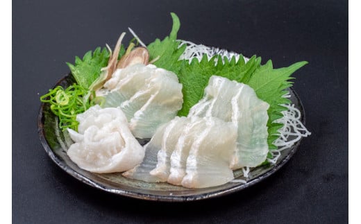 極上 ヒラメ 2枚 800g ～ 1.2kg 1匹 分 高級魚 鮃 刺身 刺し身 真空パック 高知県 須崎市 18000円 KS0081