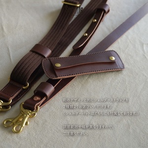 【4パターン展開】 アリーチェ　クロスボディー 【チョコ】  革小物　ハンドメイド　手縫い　一点物　革カバン　トートバッグ　レザートート　スナッグルレザー ツイード×ナイロン