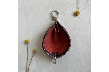 バナナキーケース（ヌメレッド）