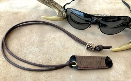 鹿革のホルダー【焦茶】【R00448】