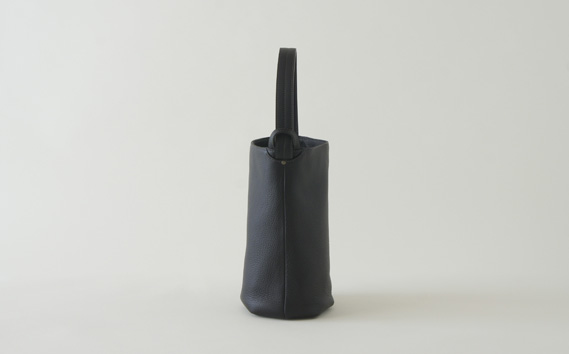 purr（パー） three | SMALL onehandle bag(black)
