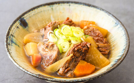 【全3回定期便】熊本あか牛スジ 約1kg / 熊本県 あか牛 あかうし 和牛 牛すじ すじ肉 牛肉 お肉 褐毛和種 冷凍 国産【五右衛門フーズ】[BHCY050]