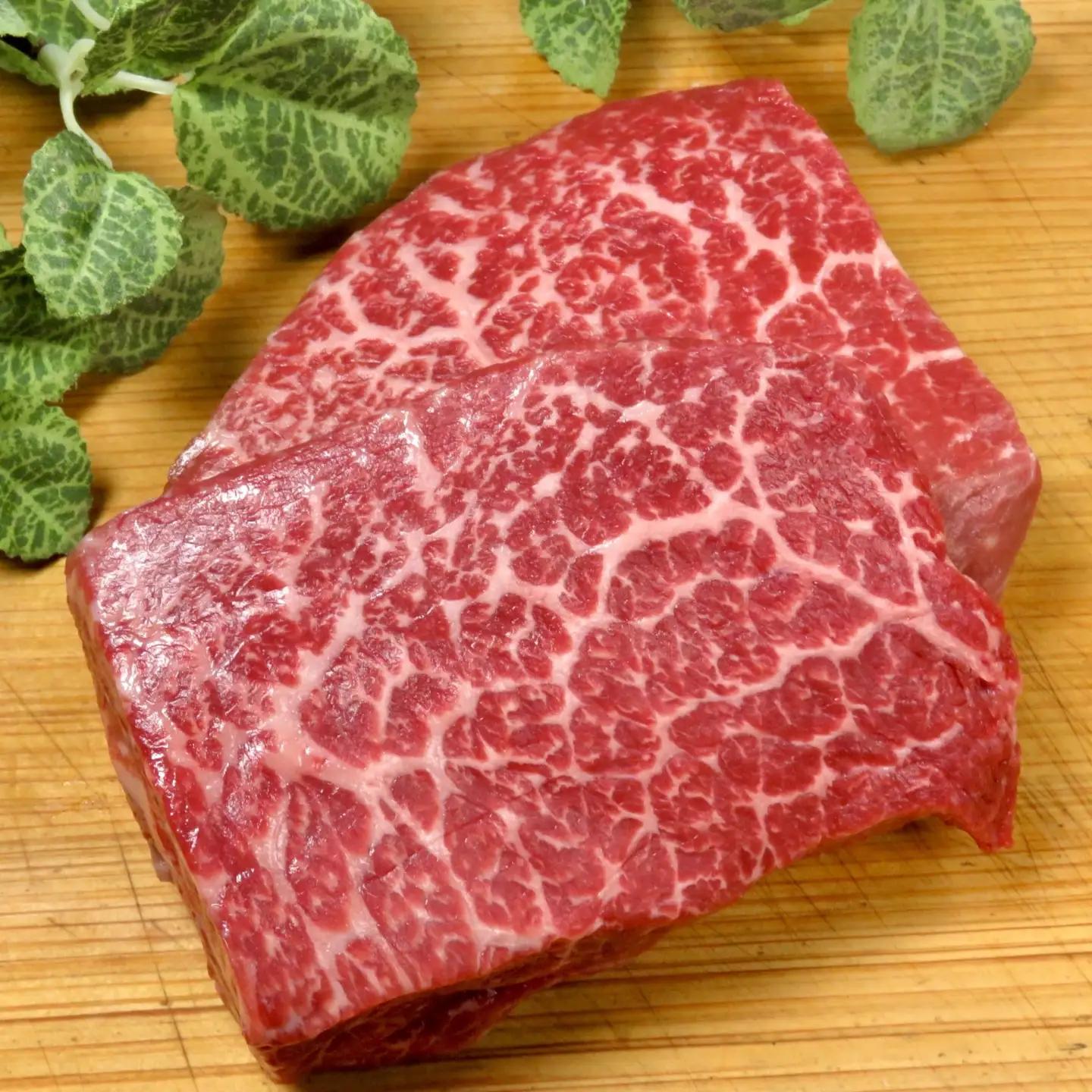 【セット】博多和牛A5ランク 赤身希少部位ステーキギフトセット約200g×2枚