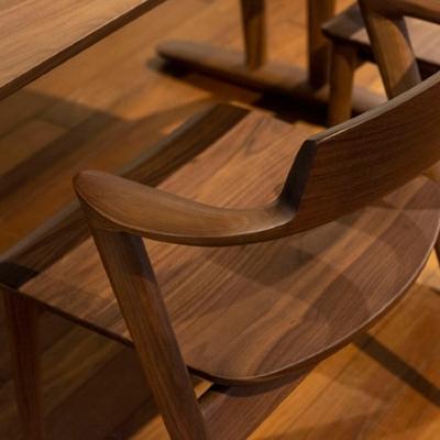 ふるさと納税 高山市 【飛騨の家具】　飛騨産業　セオトセミアームチェア(ウォルナット) TR3778 |  | 01