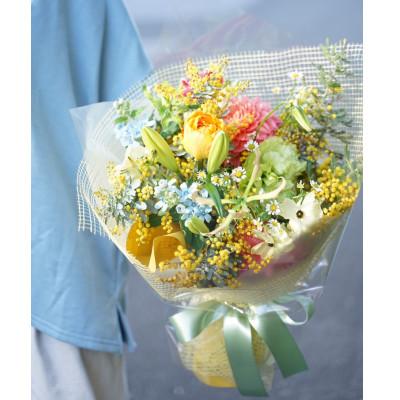 ふるさと納税 高知市 【毎月定期便】生花花束 ブーケM初回花瓶付【CG022】全12回 |  | 01