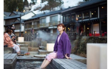 宿泊券「銀山温泉」宿泊補助券3口分 宿泊券 30,000円相当 (山形県 尾花沢市 宿泊 チケット 観光 宿泊補助券 銀山温泉 宿泊券【603E】)