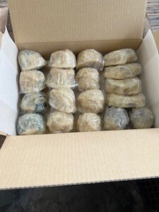 信州名物 おやき 18個｜唐木製菓の手作りおやき薄皮、具材たっぷり!5種18個入り