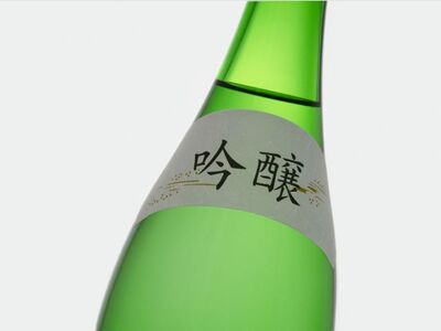 日本酒 吟 神の座 1800ml ×1本 お酒 酒 地酒 一升瓶 吟醸酒 吟醸 清酒 アルコール ギフト プレゼント 贈答 男性 女性 送料無料 1800 1.8L 青森 青森県 鰺ヶ沢町