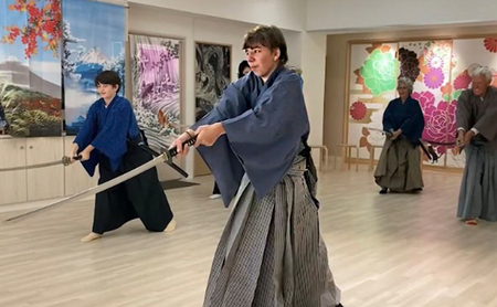 侍体験 プライベートレッスンで侍の動きと殺陣を体験 殺陣コース 4名様 東京 巣鴨 侍 殺陣体験 殺陣 体験チケット 体験 チケット クーポン レッスン 教室 プライベートレッスン 東京都 豊島区