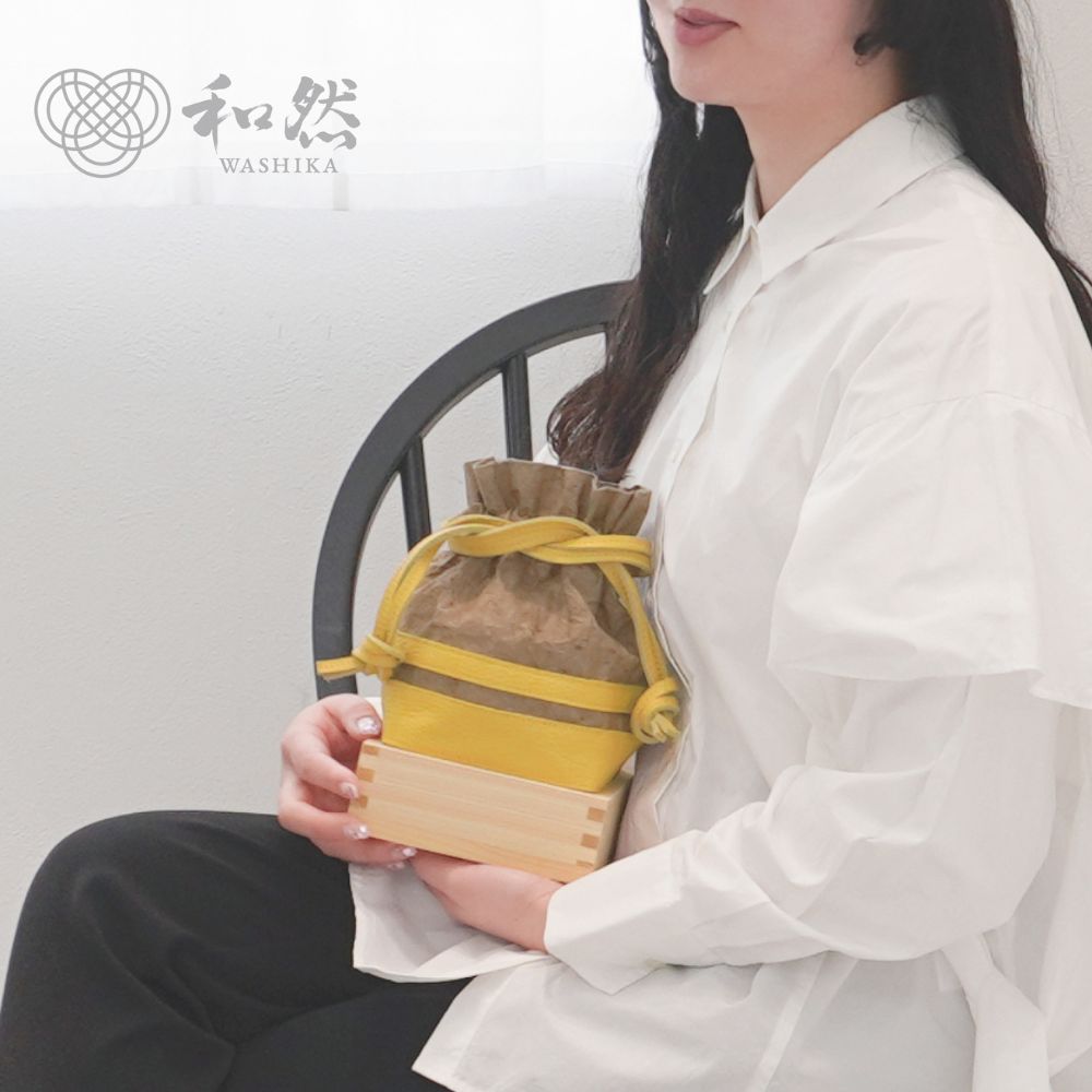 【ふるさと納税】 ≪選べるカラー≫【和然WASHIKA】 美濃の手漉き 和紙 × 本革 Yorokobi － 慶 － Masu Drawstring Bag 柿渋染め和紙 - Regular - カバン かばん 鞄 バッグ 手提げかばん ファッション レディース 牛革 飛騨 美濃和紙 107000円 10万7千円 TG 岐阜県 大垣市