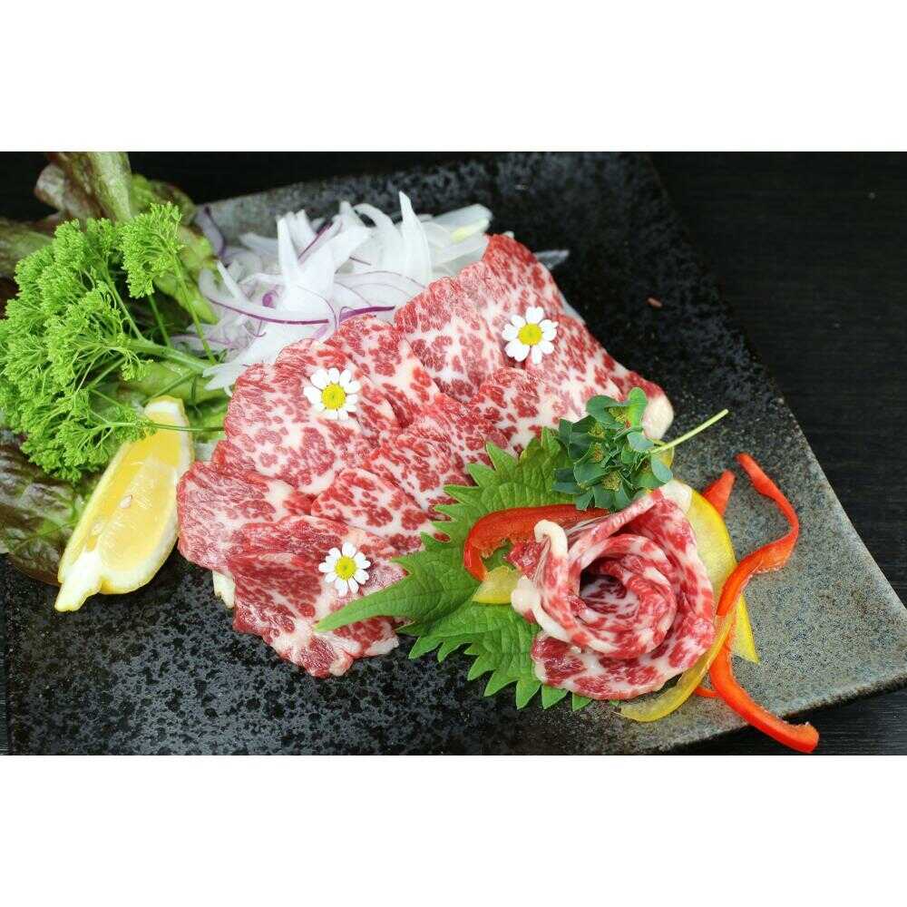 【ふるさと納税】特選霜降り馬刺し 大トロ中トロ2種食べ比べセット 計約600g 馬刺 ばさし 熊本 冷凍 馬肉 馬刺 刺身 さしみ おつまみ ヘルシー 食べ比べ セット 2種類 霜降り馬刺し つまみ 晩酌 熊本県 合志市 送料無料【有限会社 桜屋】[AYCP055]