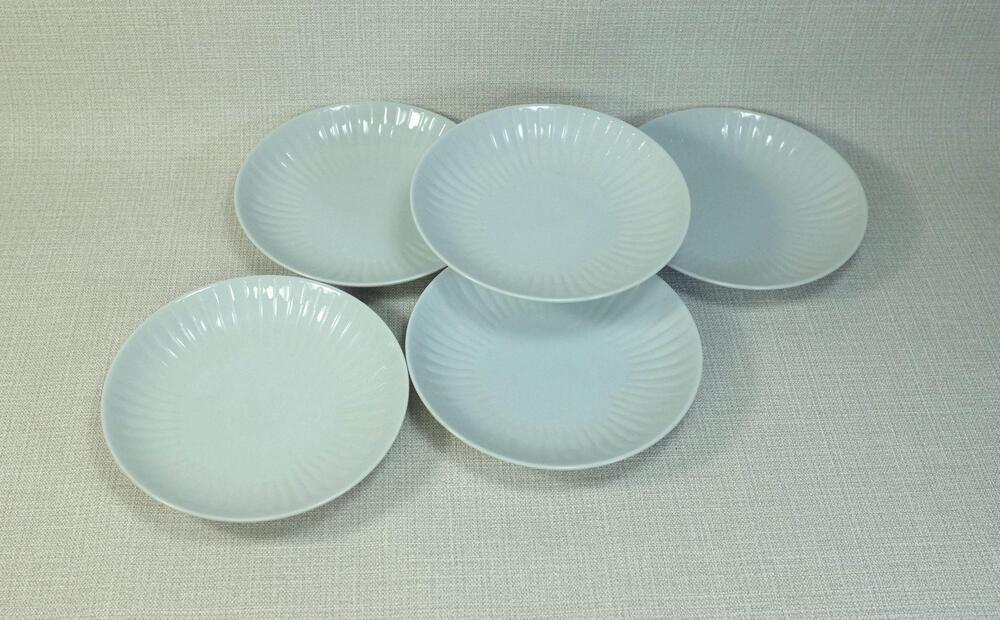 【AB1075】【波佐見焼】15.5ｃｍの皿５枚組  花ふわり 白 【西海陶器】 ５　10135