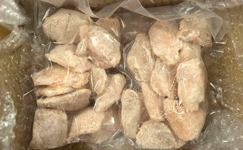 新潟産　謙信ふぐ　から揚げ用　200g×4袋　米粉付き　唐揚げ 上越市 フグ 冷凍 からあげ