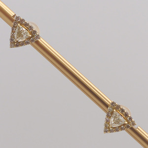 2044 【真珠科学研究所花珠鑑別書付】K18　あこや本真珠8.0㎜up　ダイヤモンド0.44ct　チャームピアス　2way 取外し可能