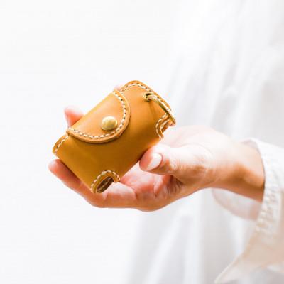 ふるさと納税 雲南市 総手縫いで仕立てた　本革のスマートキーケース(イエロー)