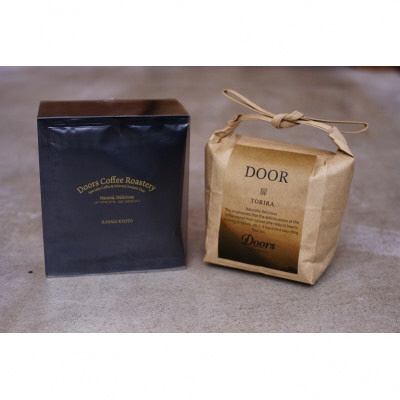 
                  ＜スペシャルティコーヒー＞扉 -TOBIRA- 200g & コーヒーバッグ(6個入り)セット【1445925】
                