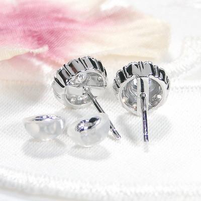 ふるさと納税 韮崎市 ピアス プラチナ PT900 ダイヤモンド 0.7ct  フラワー スタッド 【f217-pt】 |  | 03