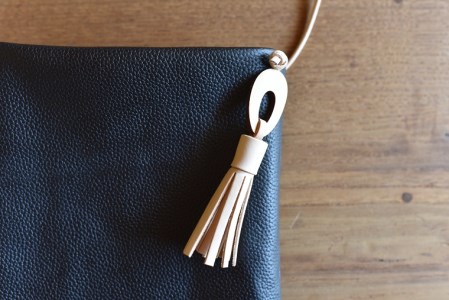 BB009-1　レザーサコッシュ　ブラック