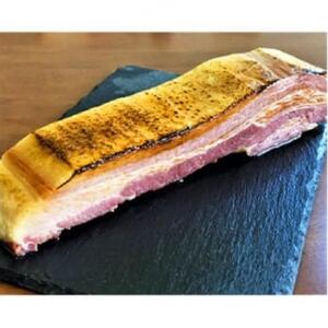 お肉屋さんの自家製ベーコン　1kg(ブロック500グラム・スライス500グラム)