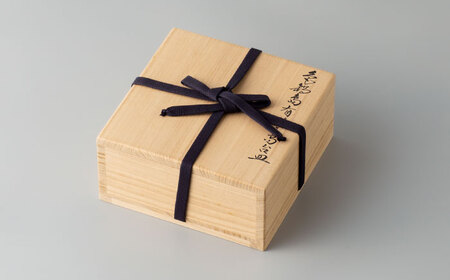 【有田焼】重要無形文化財 色鍋島有職文高台皿 / 佐賀県 / 今右衛門焼[41AAAY005]