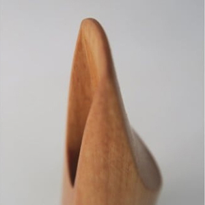 木製マウスピース（アルトサックス）　カバザクラ材（国産） ［195S07］ 木製マウスピース アルトサックス カバザクラ材 国産 木製 木材 マウスピース アルト サックス 硬い素材 希少 木肌 なめ