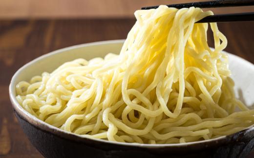 熟成麺のうまさ凝縮！うま辛 つけ麺です！