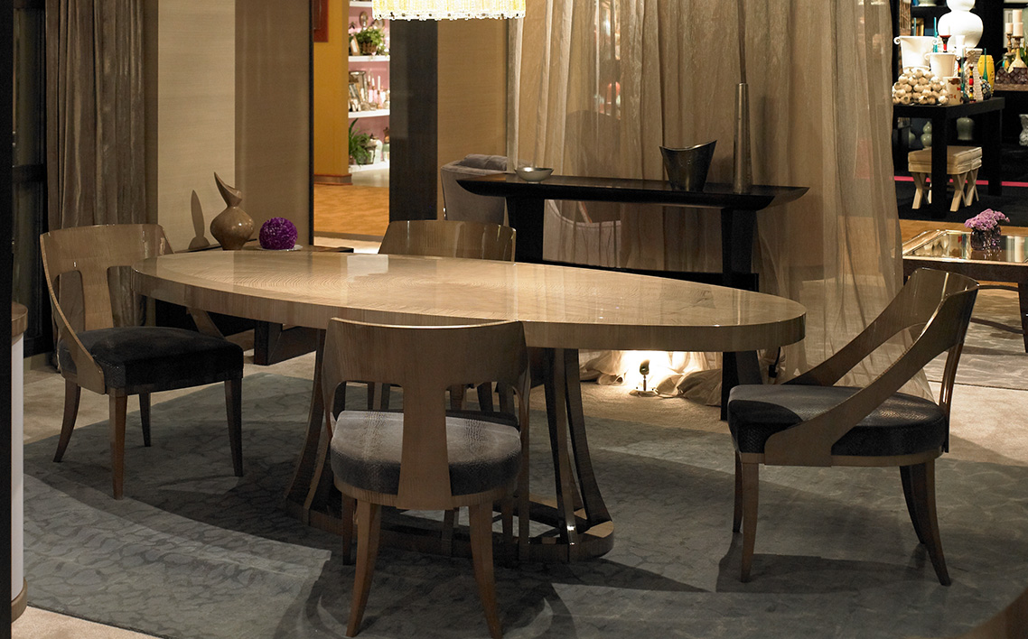 No.1157 Opera Dining Table