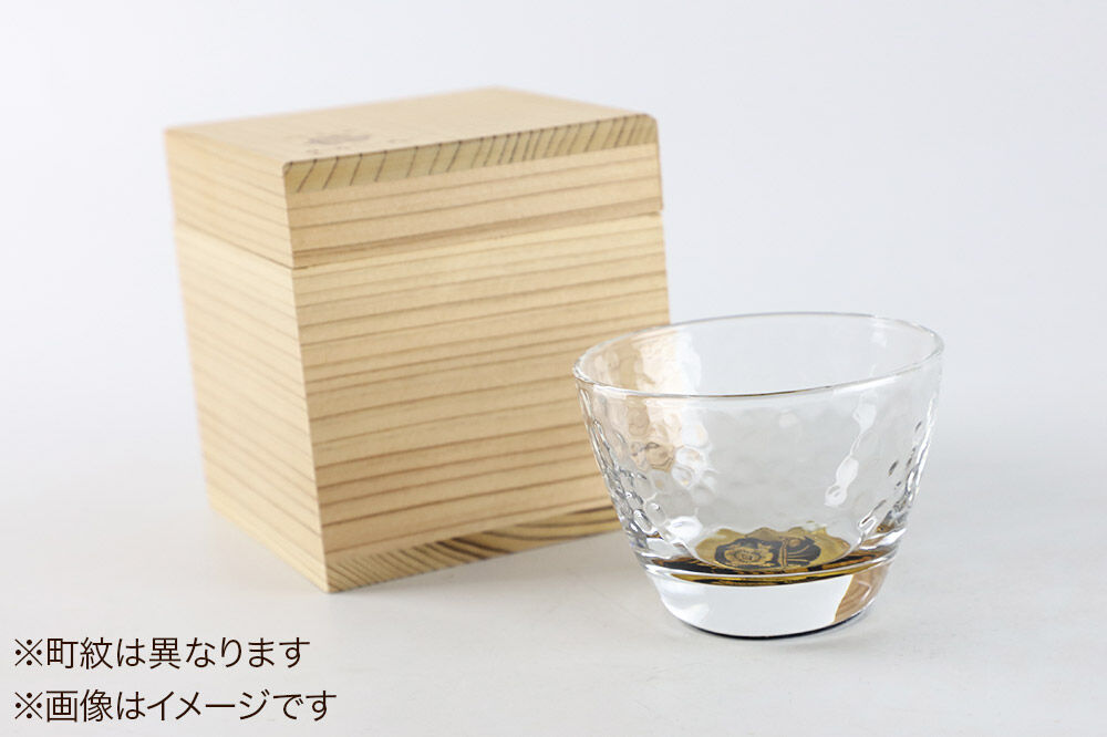川連蒔絵ガラス 土崎港曳山まつり町紋ぐい呑（杉箱入り）【御蔵町】 [ぐい呑 ぐい呑み ぐいのみ ぐい飲み 酒器 ガラス]