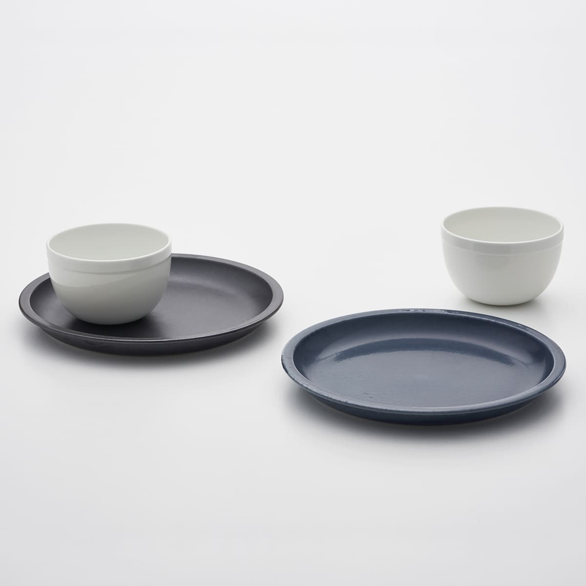 【ふるさと納税】2016/ TY Cup Plate Set【2016/オリジナル】有田焼 カップ 2個 平皿 2枚 4点セット 食器 ギフト 来客用 プレゼント 湯呑み マグカップ 電子レンジ対応 食洗機対応 モダンデザイン 陶磁器 和食器 45000円 4万5千円 A45-347