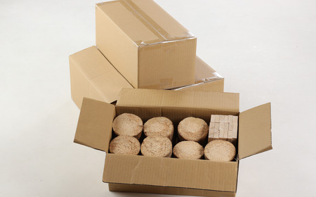 【毎月 定期便 全3回】バイオフレア（14個+焚きつけ材 約10kg）4箱×3ヶ月【計12箱（168個）】 固形燃料【AEJ株式会社】【109-A】
