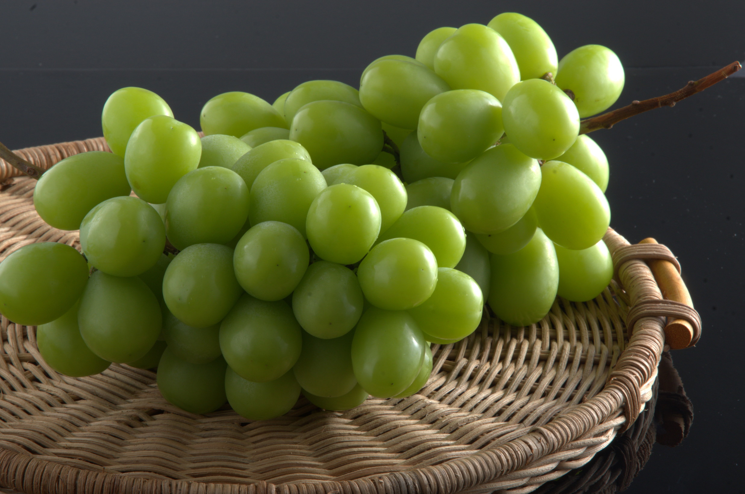 【 数量限定 】 令和8年産 伊万里産 シャインマスカット 約1.3kg 197-B887