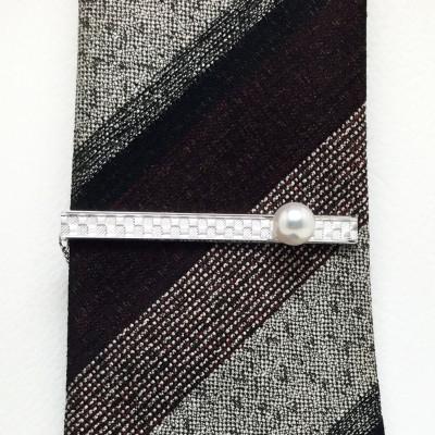 ふるさと納税 志摩市 老舗の真珠専門店・高品質 アコヤ真珠 タイピン 8.0〜8.5ミリ / シルバー ホワイト系 |  | 02