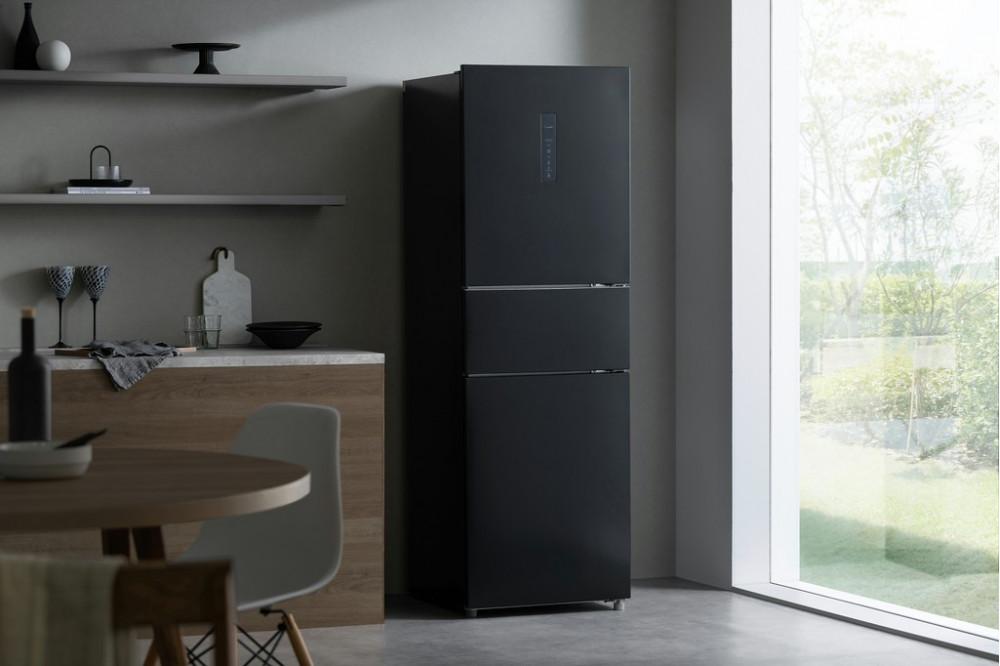 冷蔵庫 スリム 235L IRSN-HF24A-B ブラック ノンフロン冷凍冷蔵庫 冷凍庫 アイリスオーヤマ 3ドア 冷凍 冷蔵 ソフト冷凍 自動霜取り 右開き 一人暮らし 二人暮らし 新生活 省エネ ノンフロン
